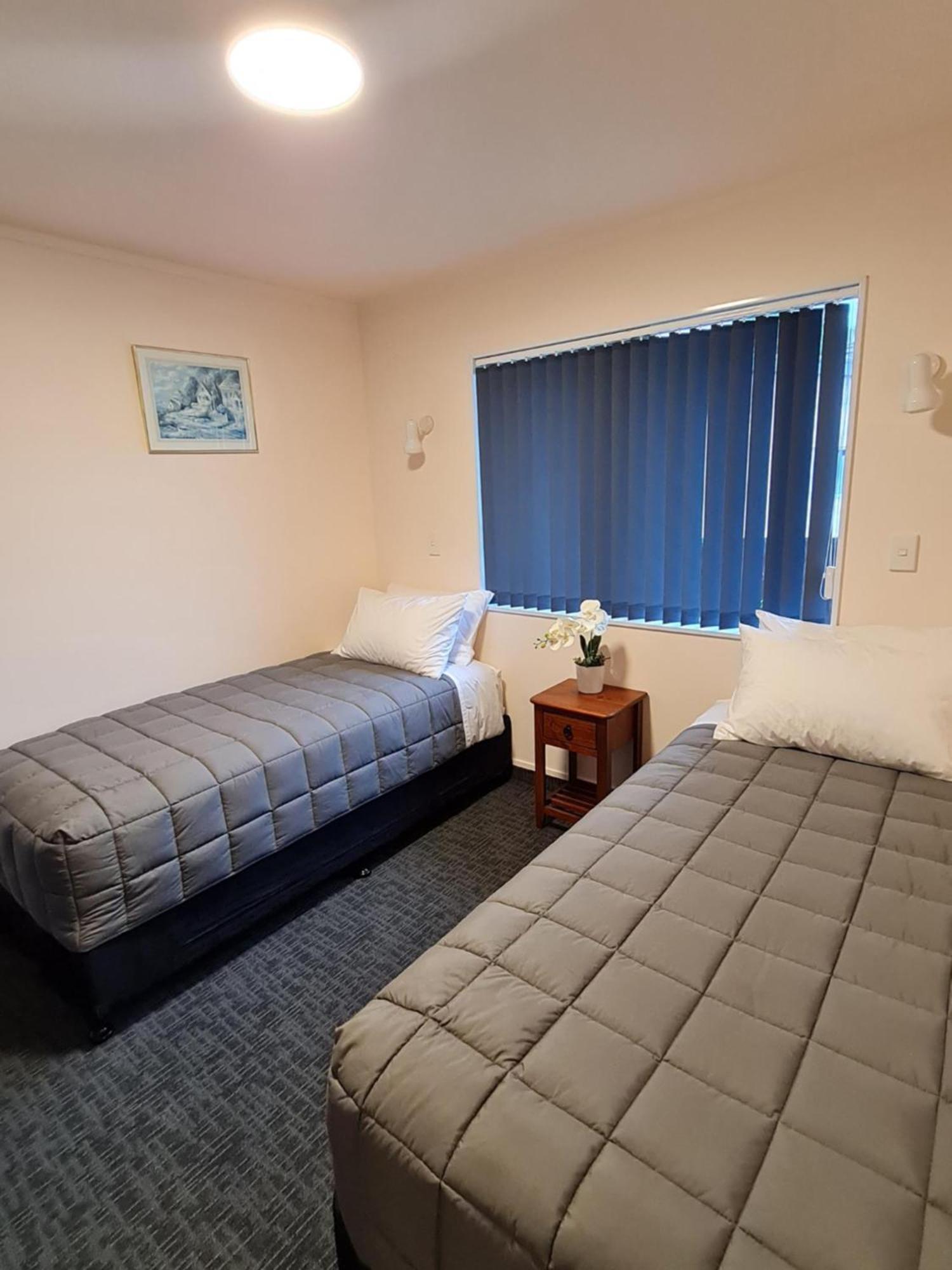Avenue Heights Motel Whangarei Exterior photo