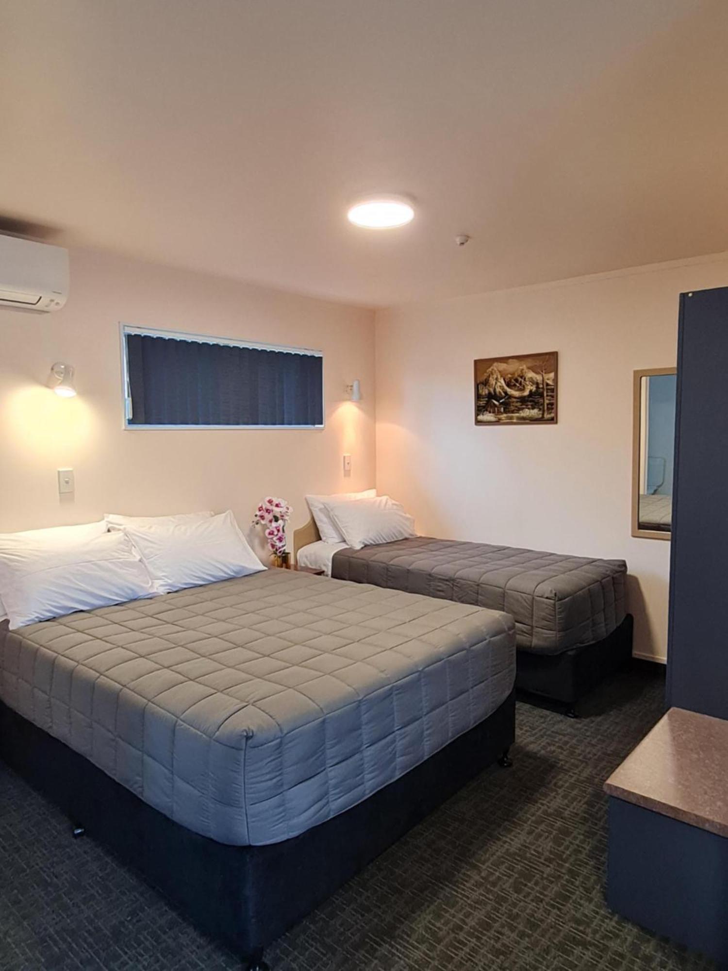 Avenue Heights Motel Whangarei Exterior photo