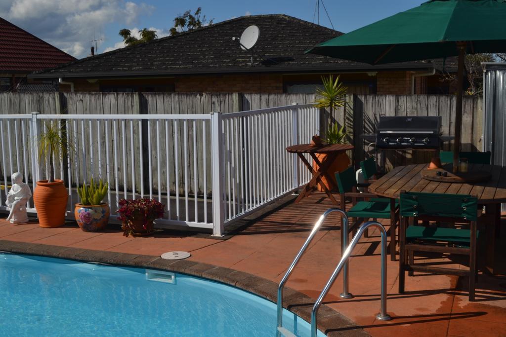 Avenue Heights Motel Whangarei Exterior photo