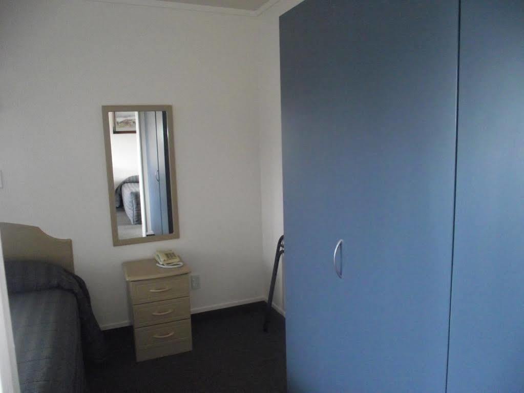 Avenue Heights Motel Whangarei Exterior photo